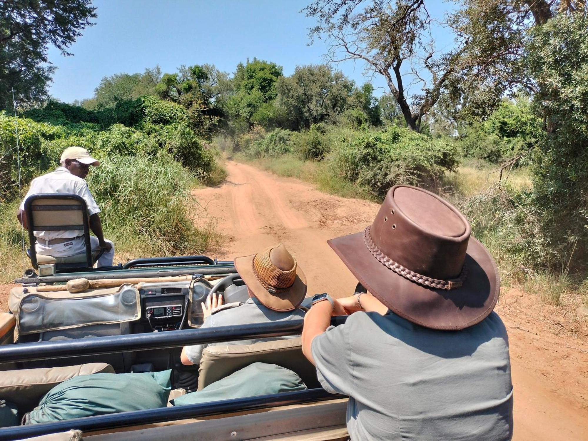 Kuname Lodge Karongwe Game Reserve Bagian luar foto
